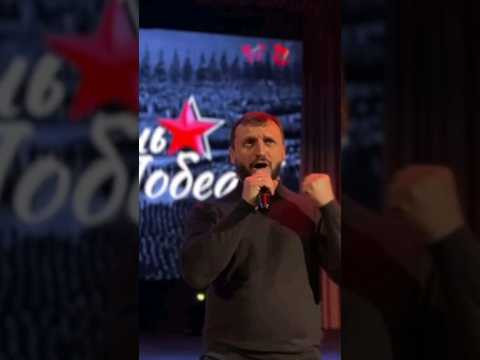 Заберу с собой я,землицы горсть. Заберу с собой я,землицы горсть.