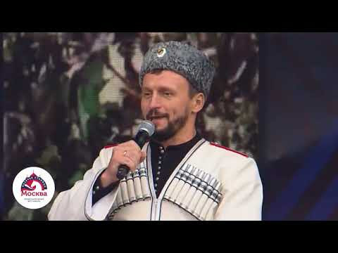 Виктор Сорокин - Кубанская народная песня в обработке В. Захарченко- «Хуторочек». Виктор Сорокин - Кубанская народная песня в обработке В. Захарченко- «Хуторочек».